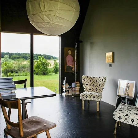 Architect-designed House With Views In Uckermark بيت للعطل *